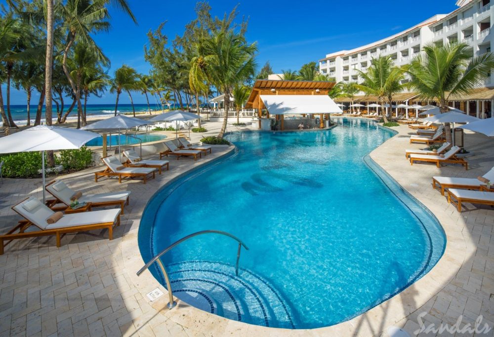 From Suite to Pool: 6 All-inclusive Resorts with Swim-up Rooms for Adults  Only